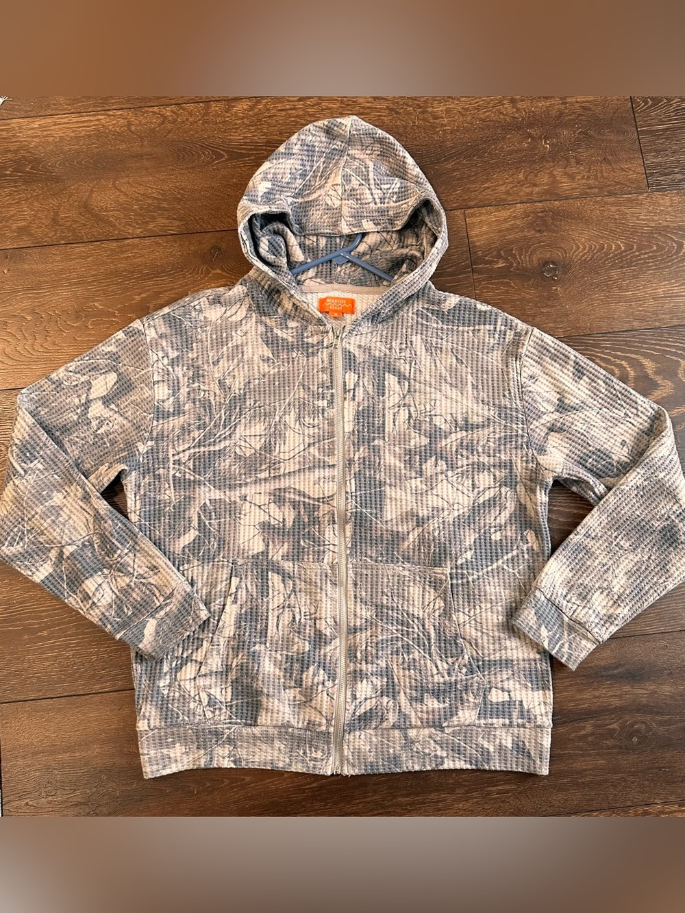 Negative Space Lightweight Gray Camouflage Hoodie Size M